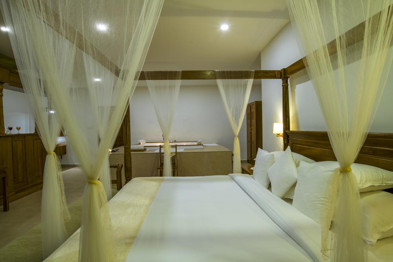 Olive Golden Ridge Resort Chinnakanal Eksteriør billede
