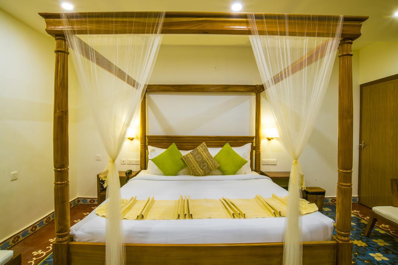 Olive Golden Ridge Resort Chinnakanal Eksteriør billede