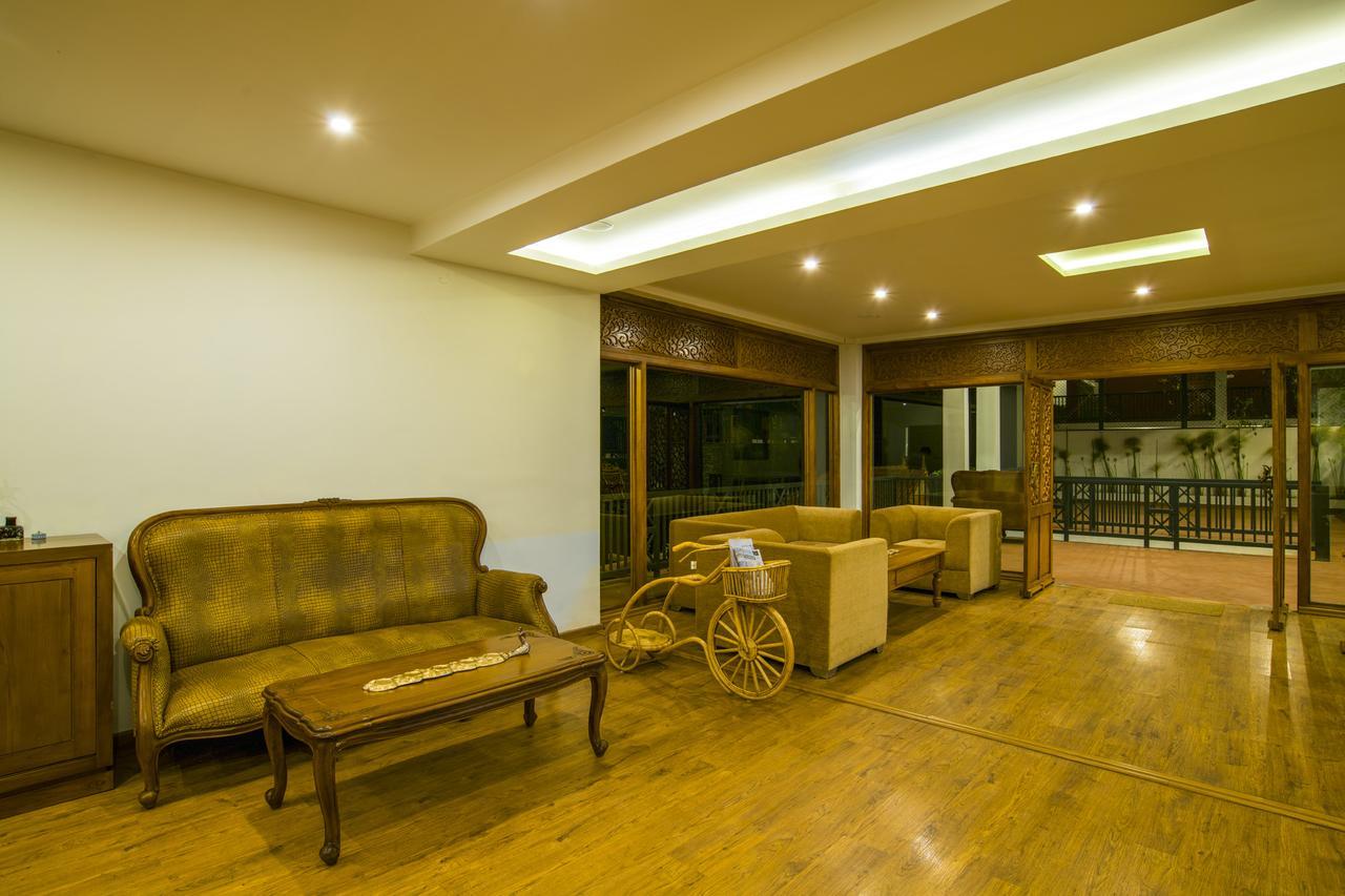 Olive Golden Ridge Resort Chinnakanal Eksteriør billede